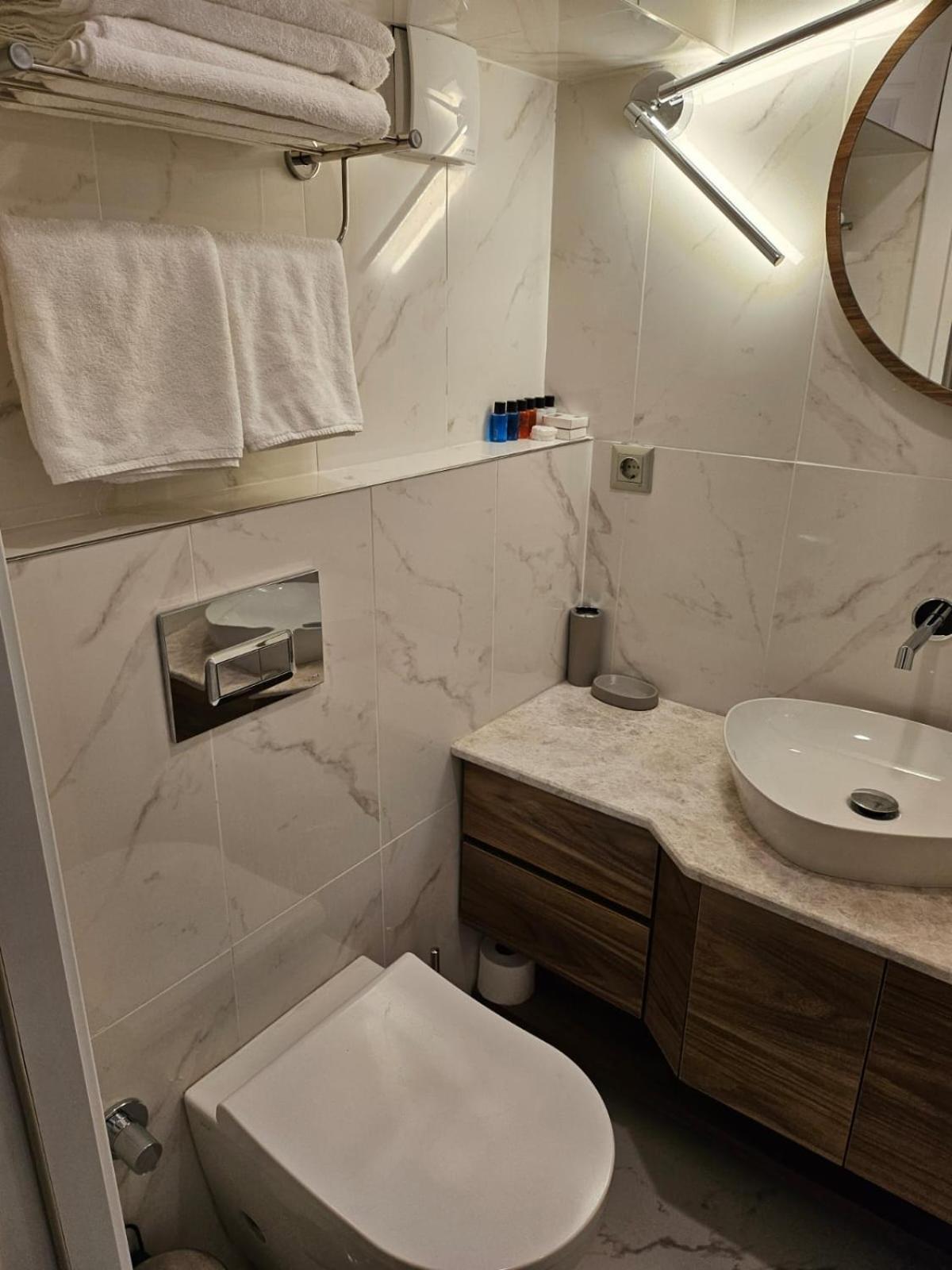 Iris Han Hotel اسطنبول المظهر الخارجي الصورة